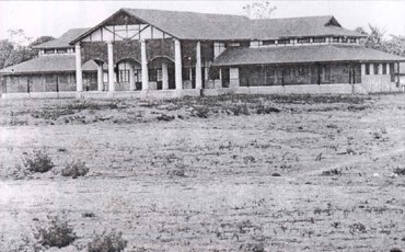 initial hospital building 1924